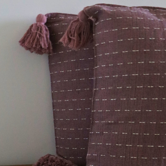 Handwoven pillow cover with inserts